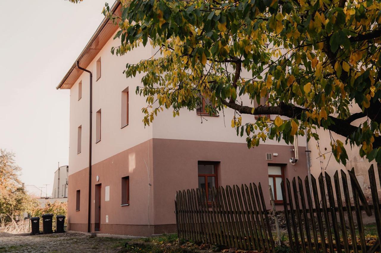 Apartmany Centrum Nový Bor Buitenkant foto