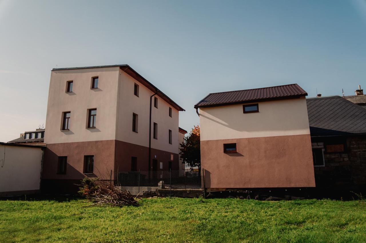 Apartmany Centrum Nový Bor Buitenkant foto